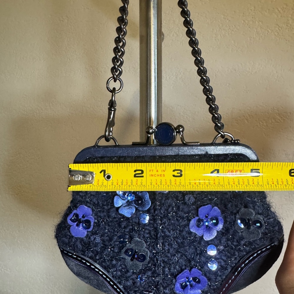 Coach Kisslock Dark Blue Floral Clutch Wristlet - Picture 10 of 13